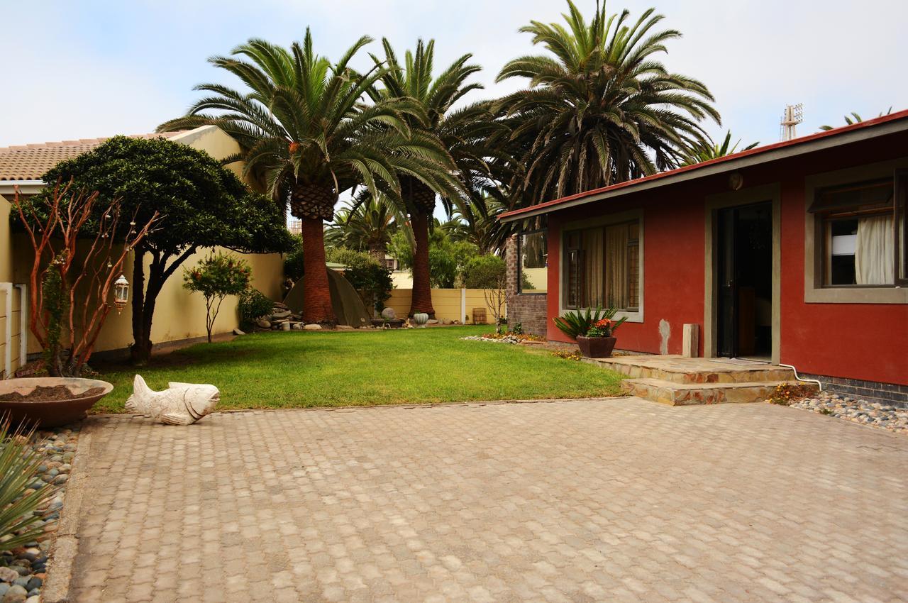 Skeleton Beach Backpackers Swakopmund Exterior photo